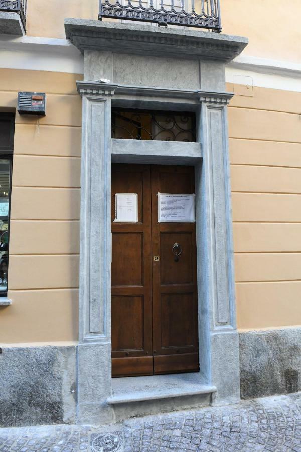 La Casa Di Eva Apartment Cuneo Luaran gambar