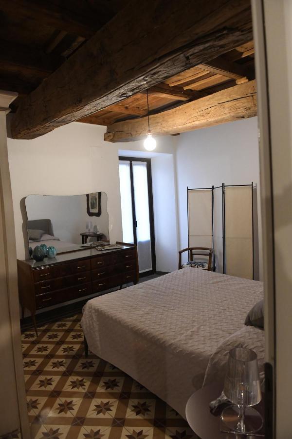 La Casa Di Eva Apartment Cuneo Luaran gambar