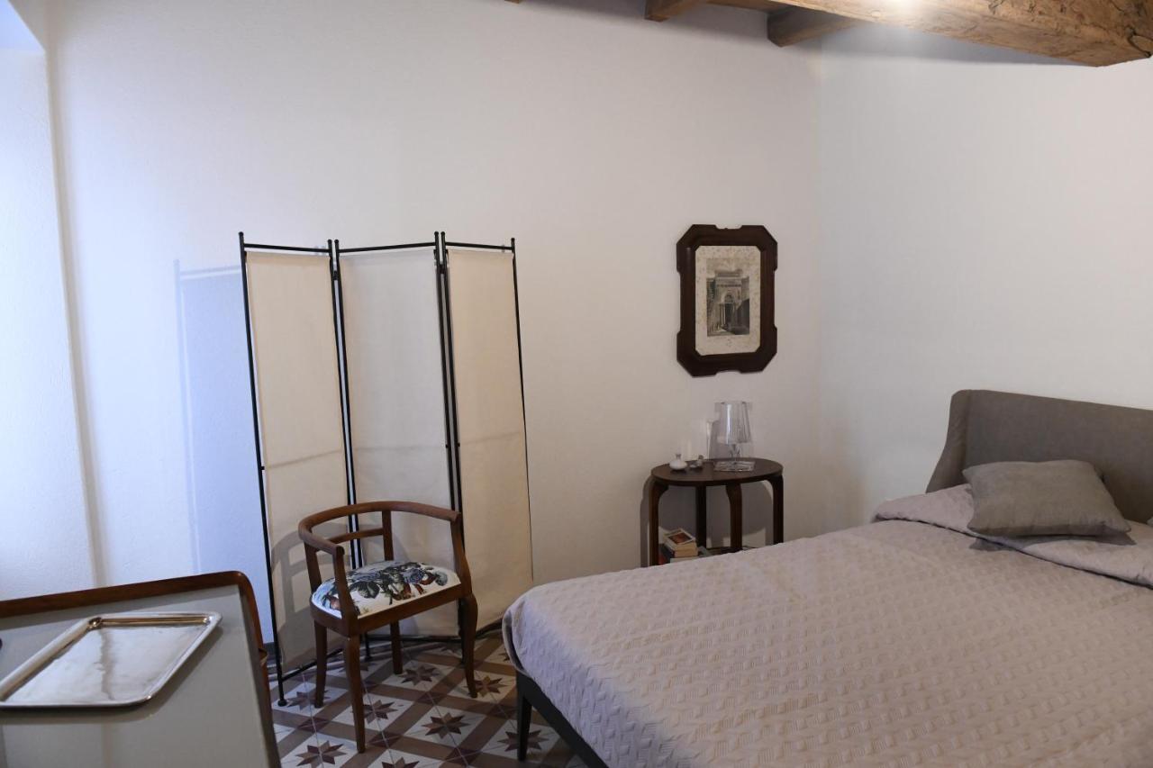 La Casa Di Eva Apartment Cuneo Luaran gambar